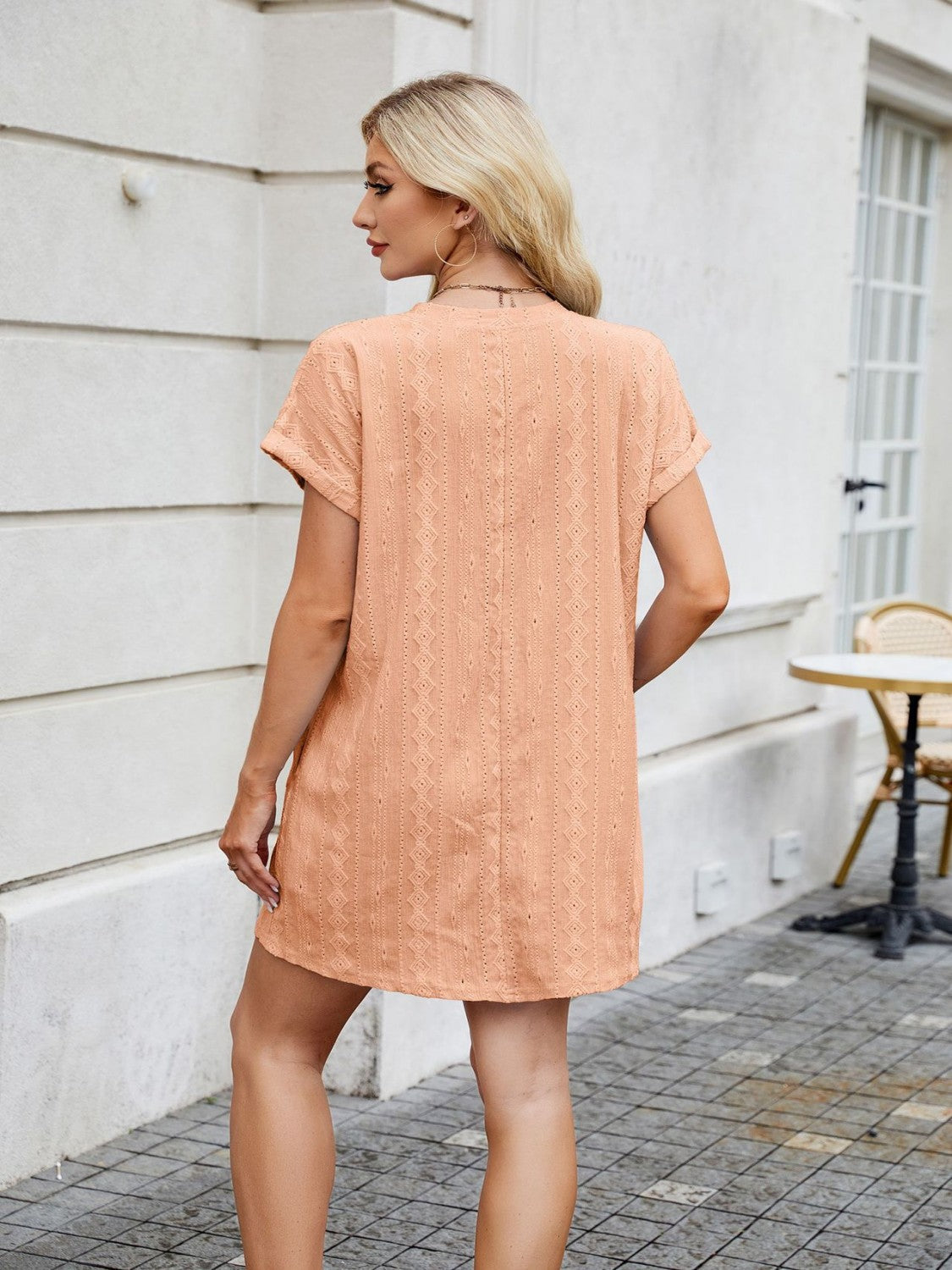 Round Neck Short Sleeve Mini Dress