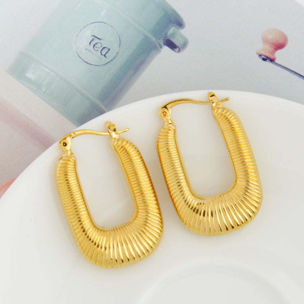 14k Gold Flat Oval Hoop earrings (Copy)