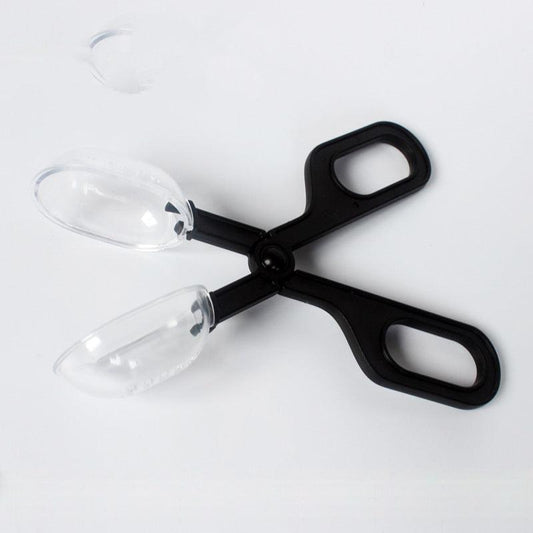 Durable Abs Insect Trap With Scissor Handle - Perfect For Small Pet Feeding And Cleaning by Dog Hugs Cat