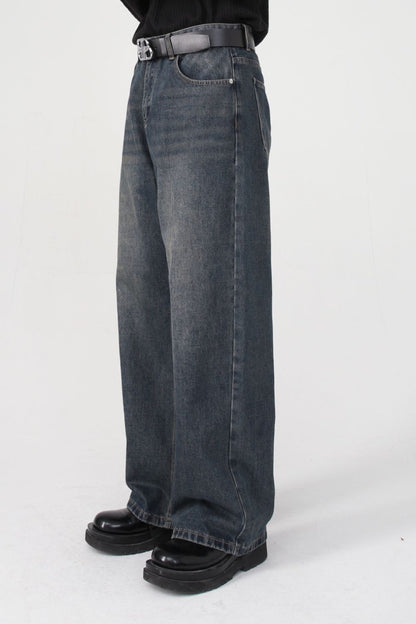 Wide Leg Jeans with Pockets