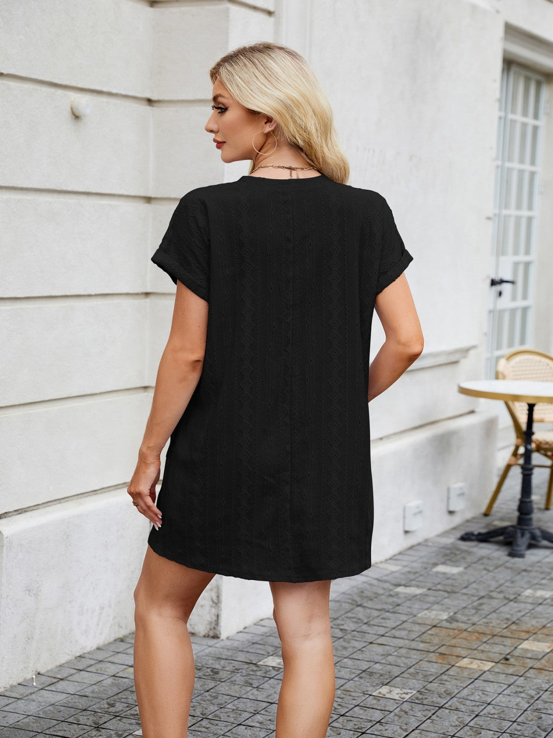 Round Neck Short Sleeve Mini Dress