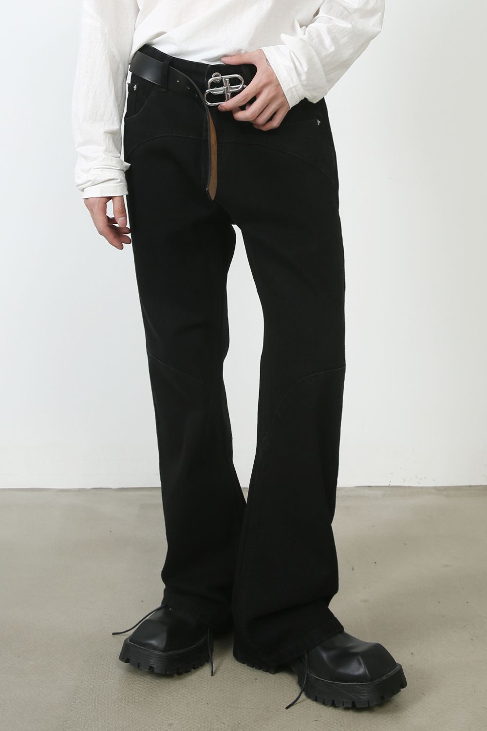 Men's Mid Rise Jeans with Pockets