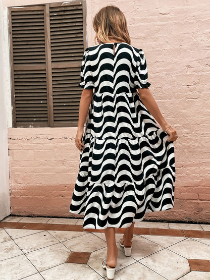 Wavy Striped Round Neck Short Sleeve Dress