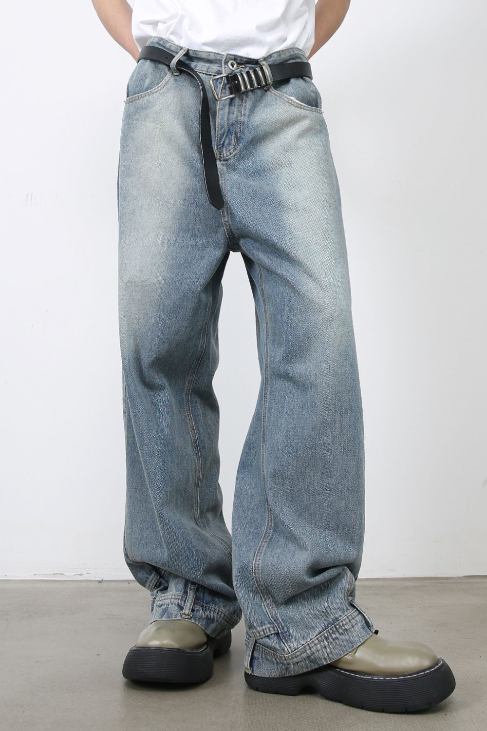 Men's Washed Loose Jeans with Pockets